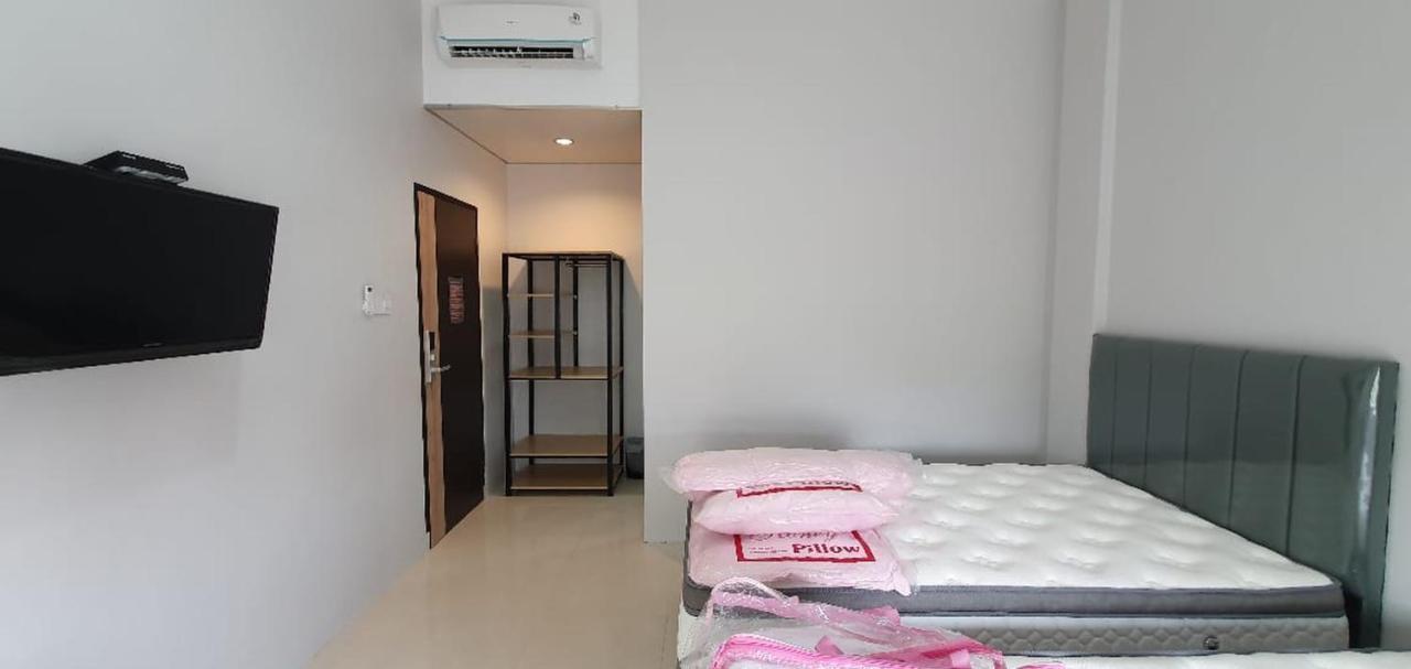 Reddoorz Plus Near Siloam Hospital Balikpapan Exterior foto